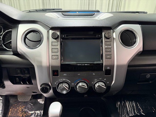 Used 2018 Toyota Tundra SR5 w/ TRD Off Road Package image 12