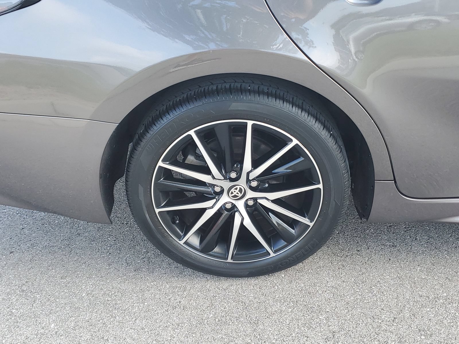 Certified 2024 Toyota Camry SE FWD image 5
