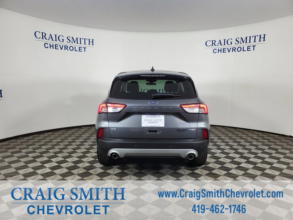 Used 2021 Ford Escape SE image 12