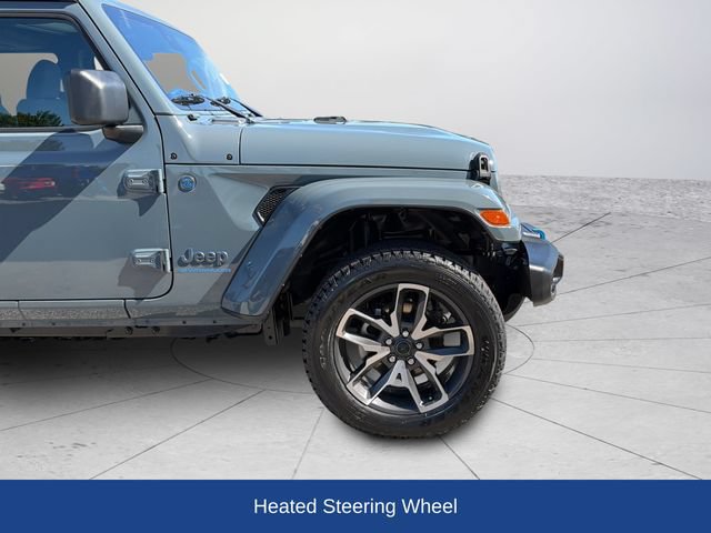 Used 2024 Jeep Wrangler Unlimited w/ Convenience Group AWD/4WD image 33