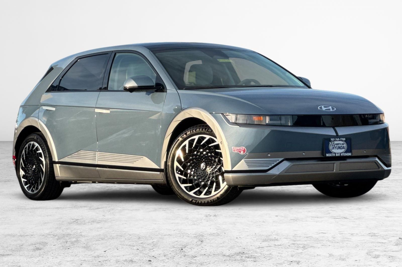 Used 2024 Hyundai Ioniq 5 Limited image 2