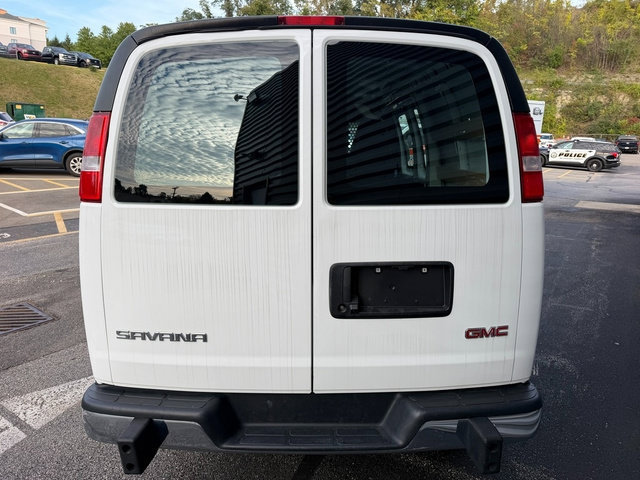 Used 2025 GMC Savana 2500 w/ Driver Convenience Package RWD image 6