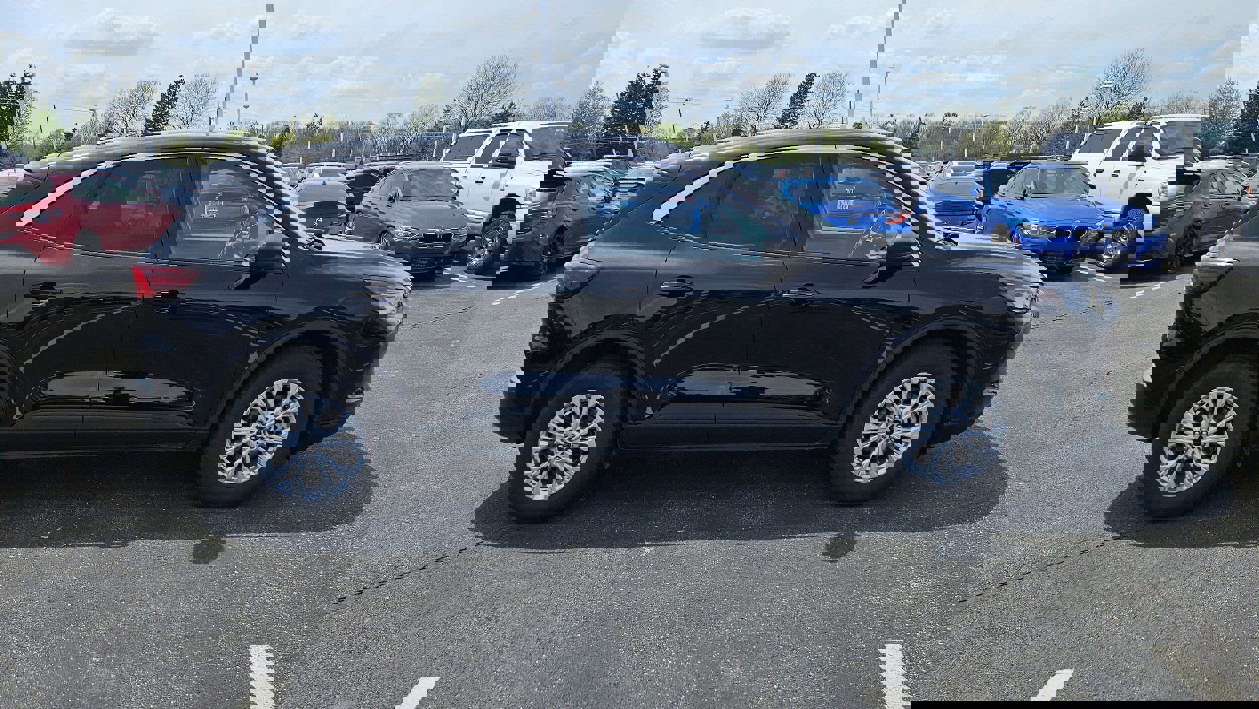 Used 2023 Ford Escape Active w/ Tech Pack #1 AWD/4WD image 3