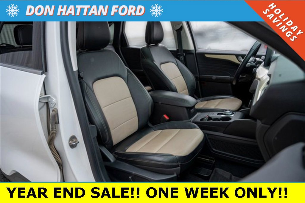 Used 2021 Ford Escape Titanium w/ Titanium Elite Package image 32