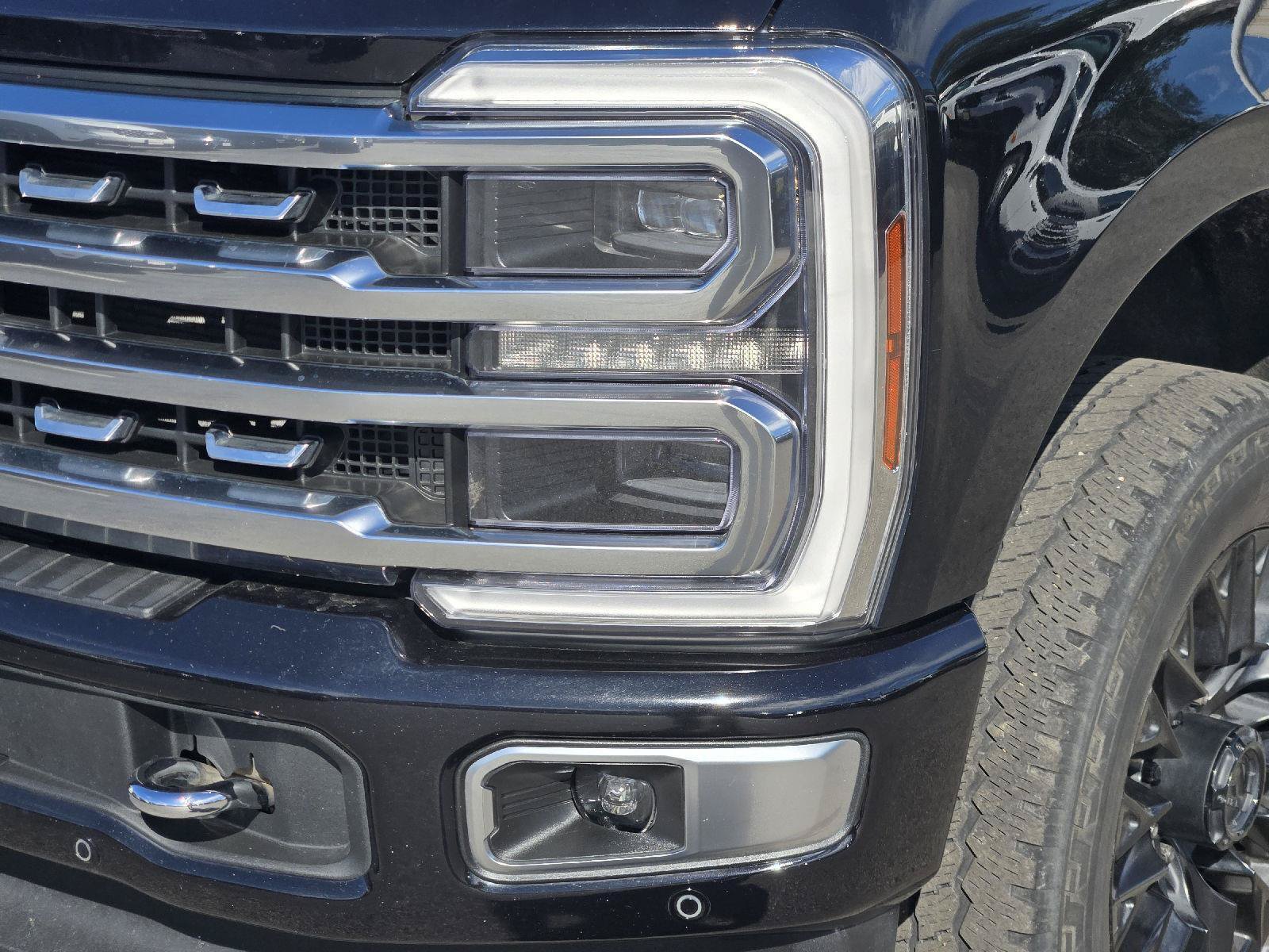Used 2024 Ford F250 Platinum AWD/4WD image 9