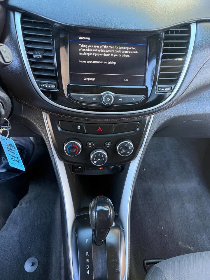 Used 2020 Chevrolet Trax LS w/ Tint and Cruise Package image 20