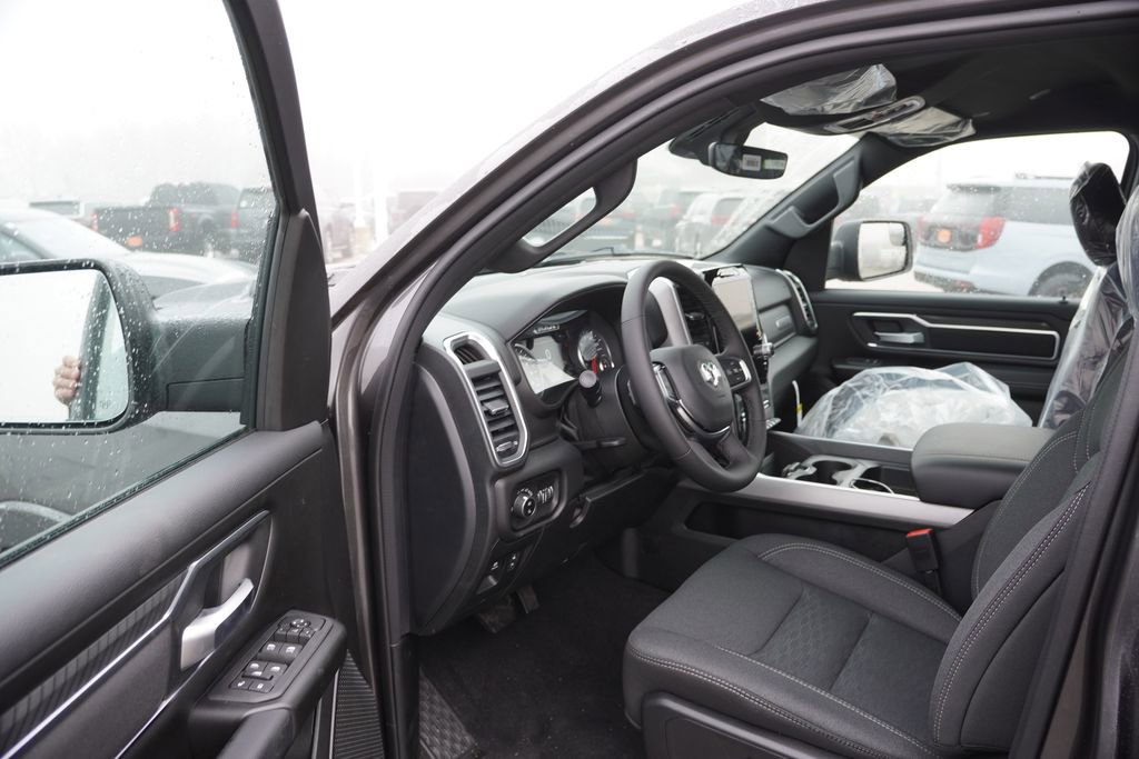 New 2026 RAM 1500 Big Horn AWD/4WD image 10