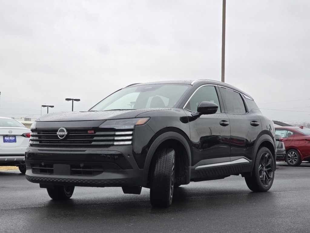 Used 2025 Nissan Kicks SR image 7