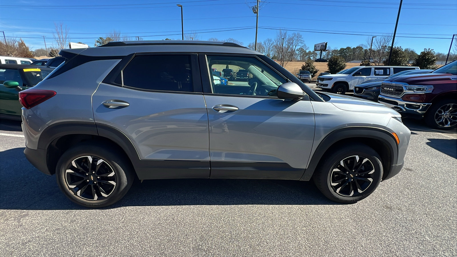 Used 2023 Chevrolet TrailBlazer LT w/ Convenience Package image 7