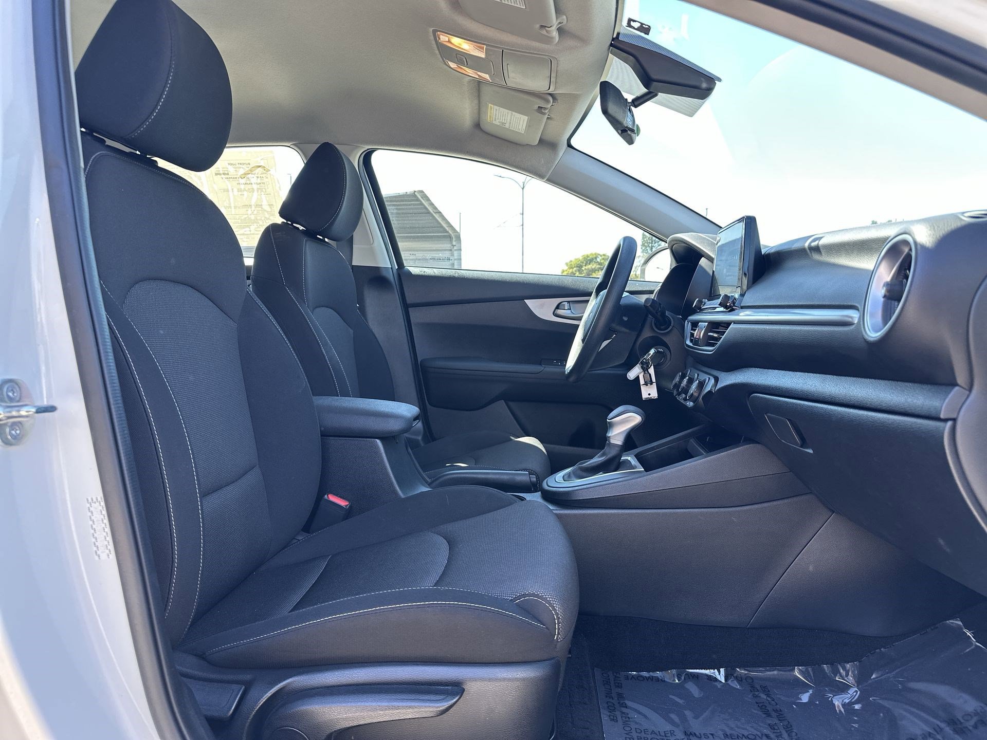 Used 2023 Kia Forte LXS w/ LXS Technology Package image 19