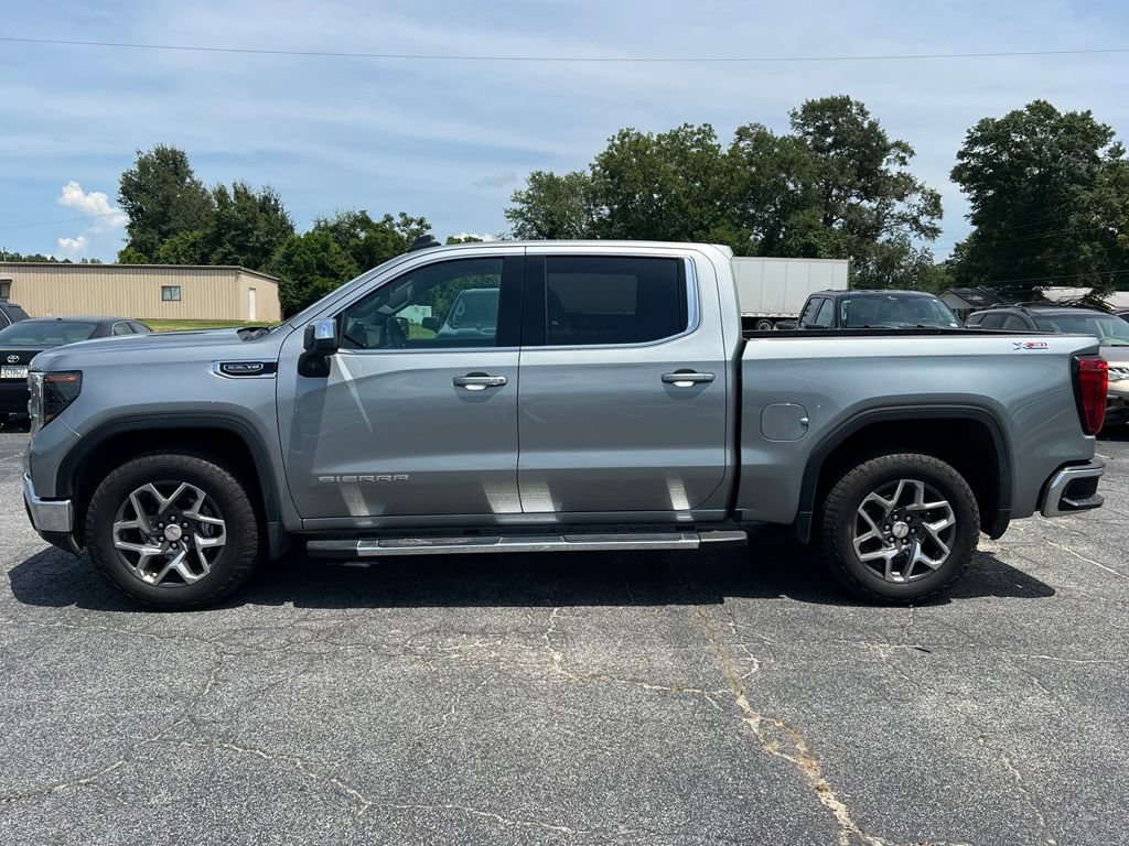 Used 2026 GMC Sierra 1500 SLE w/ X31 Off-Road Package AWD/4WD image 19