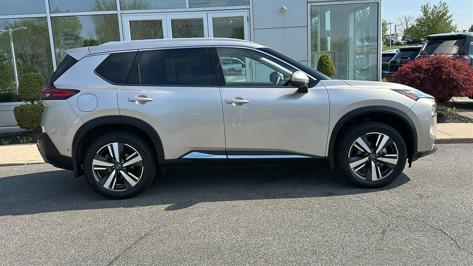 Certified 2023 Nissan Rogue SL w/ SL Premium Package AWD/4WD image 27