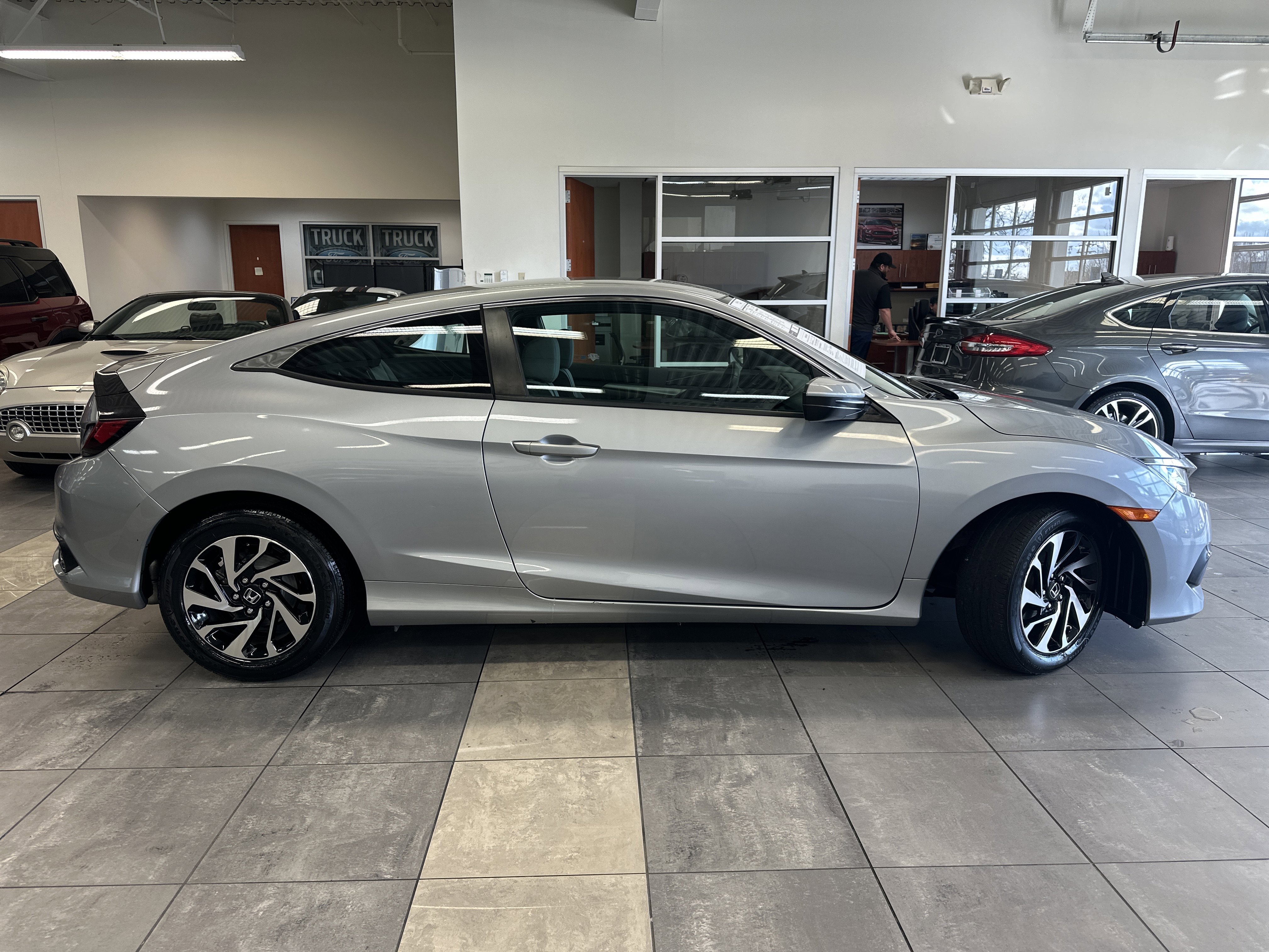 Used 2017 Honda Civic LX image 10