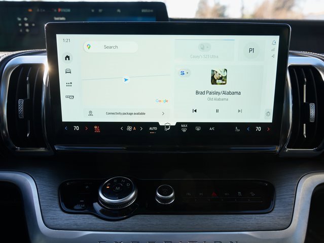 Used 2025 Ford Expedition Max Platinum w/ Driver's Package image 19