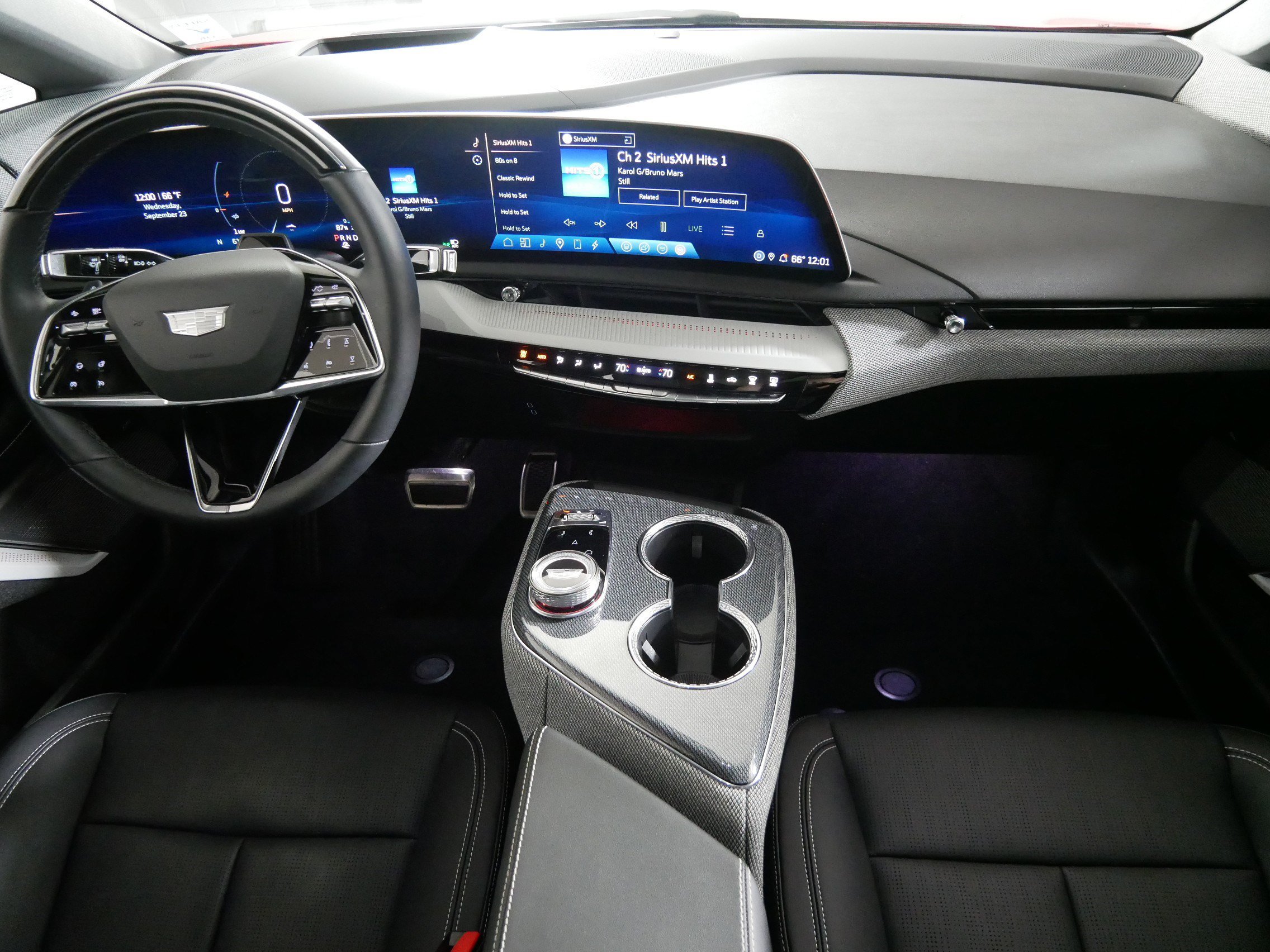 Used 2025 Cadillac Optiq Sport 2 AWD/4WD image 10