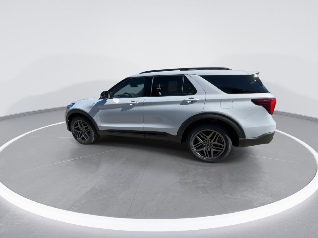 New 2026 Ford Explorer ST-Line w/ ST-Line Street Pack RWD image 5