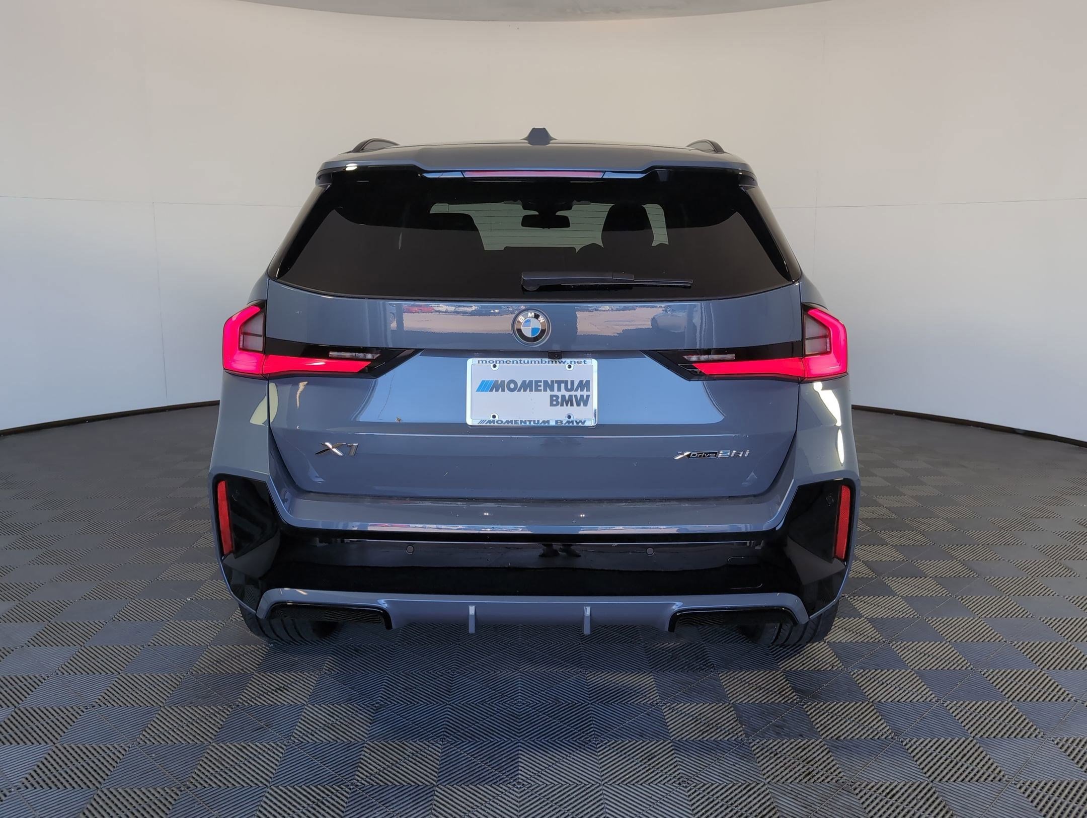 Used 2026 BMW X1 xDrive28i w/ M Sport Package image 7