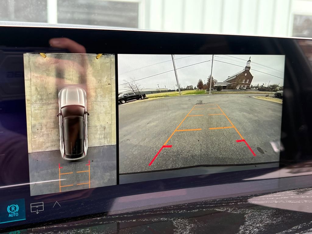 New 2026 Cadillac Escalade IQ Sport 1 w/ LPO, Floor Liner Package image 34