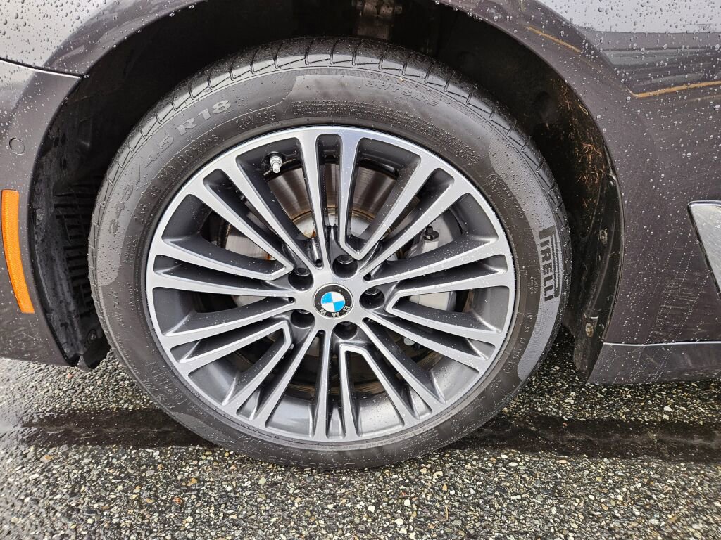 Used 2020 BMW 530i xDrive w/ Convenience Package image 8