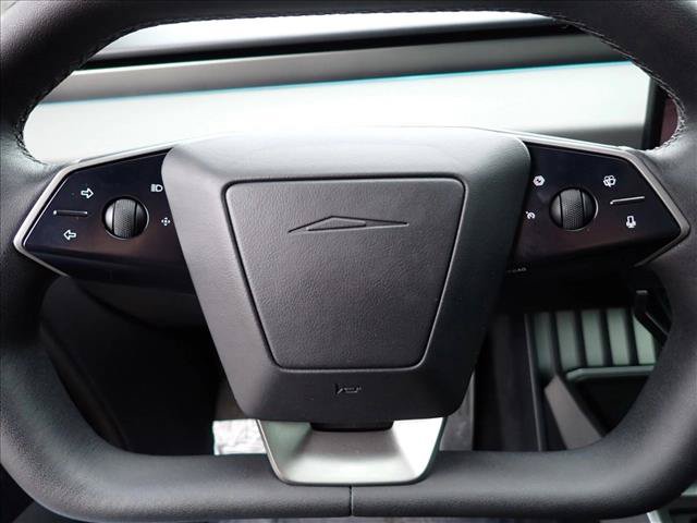 Used 2024 Tesla Cybertruck AWD Crew Cab image 16