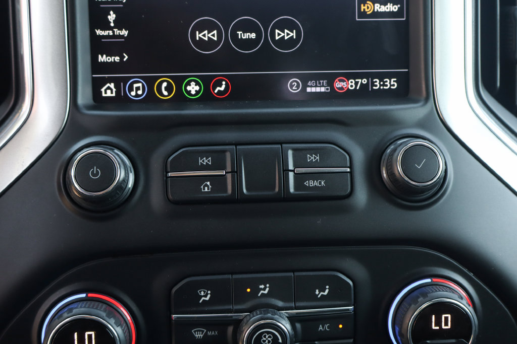 Used 2020 Chevrolet Silverado 1500 LT Trail Boss w/ Midnight Edition AWD/4WD image 36