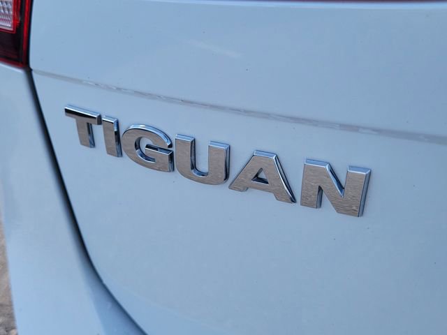 Used 2018 Volkswagen Tiguan S FWD image 6