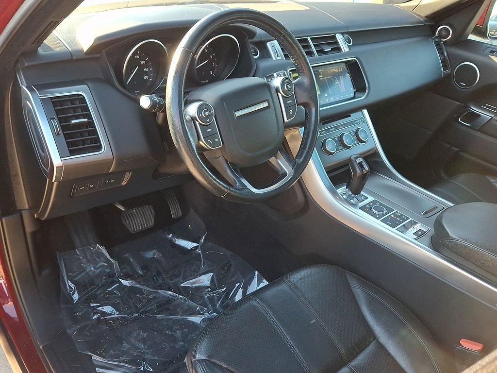 Used 2017 Land Rover Range Rover Sport SE image 4