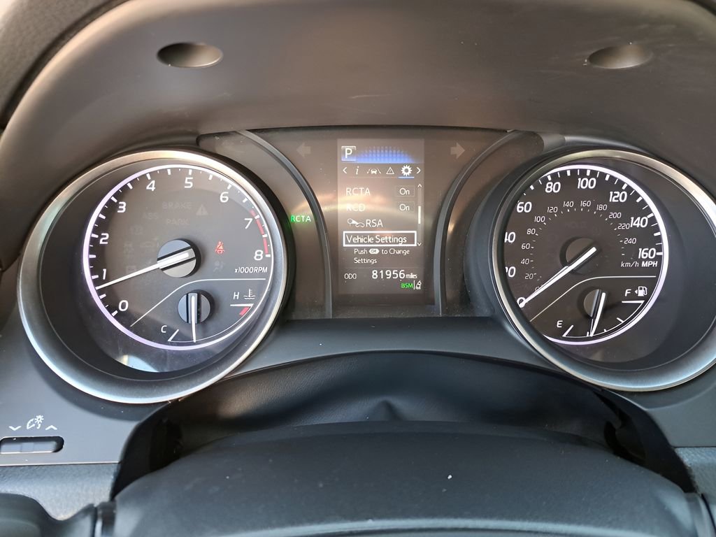 Certified 2022 Toyota Camry SE w/ Convenience Package image 19