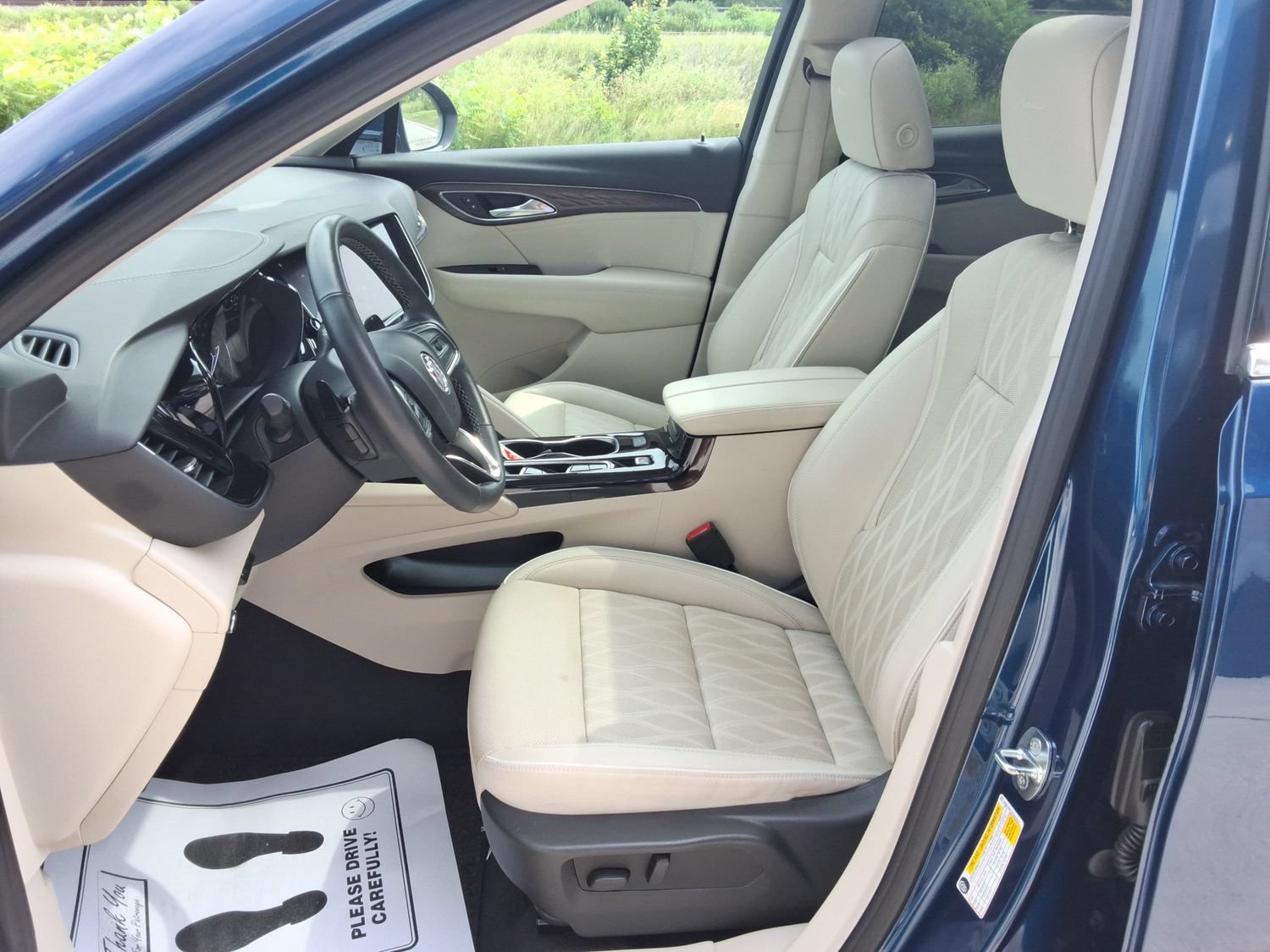 Used 2023 Buick Envision Avenir FWD image 30