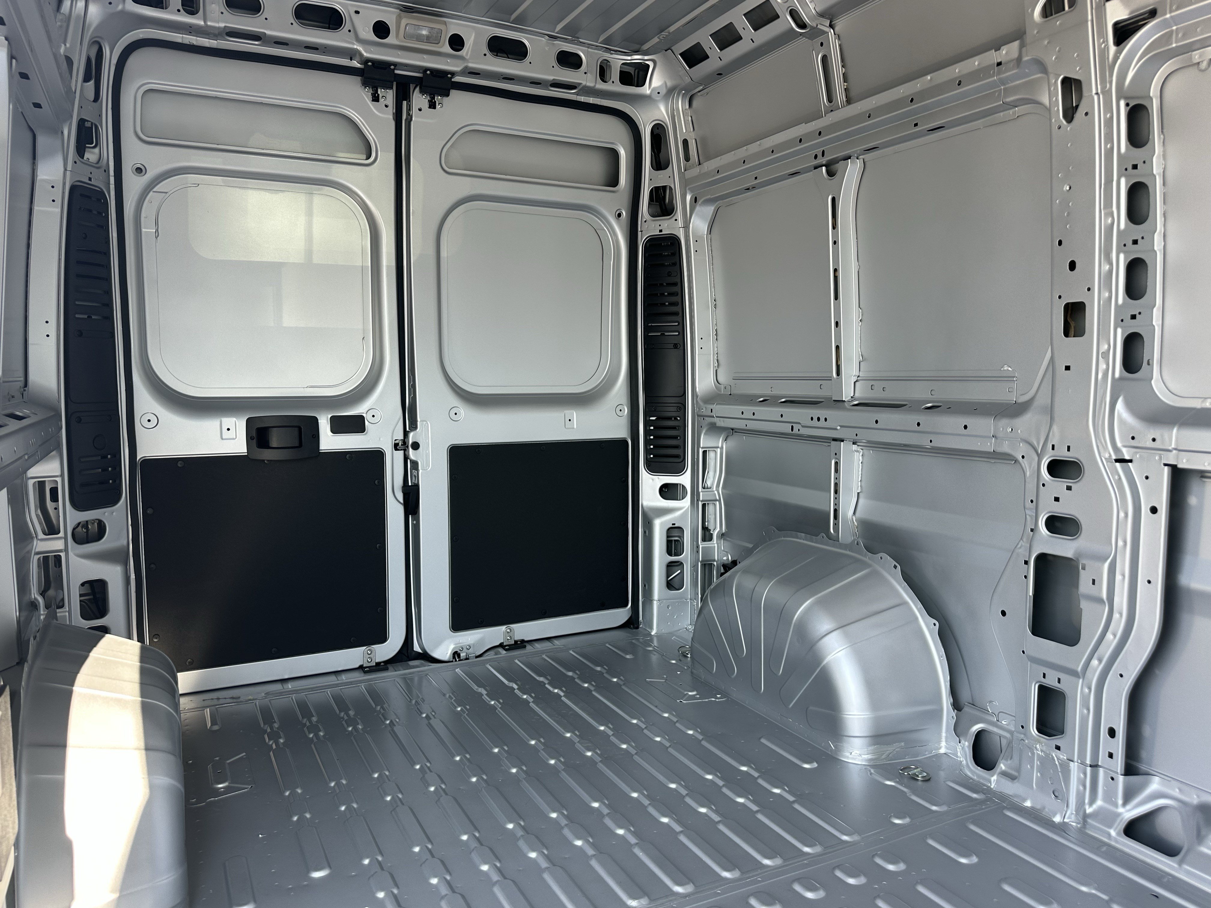 Used 2026 RAM ProMaster 1500 w/ Safety Group FWD image 16