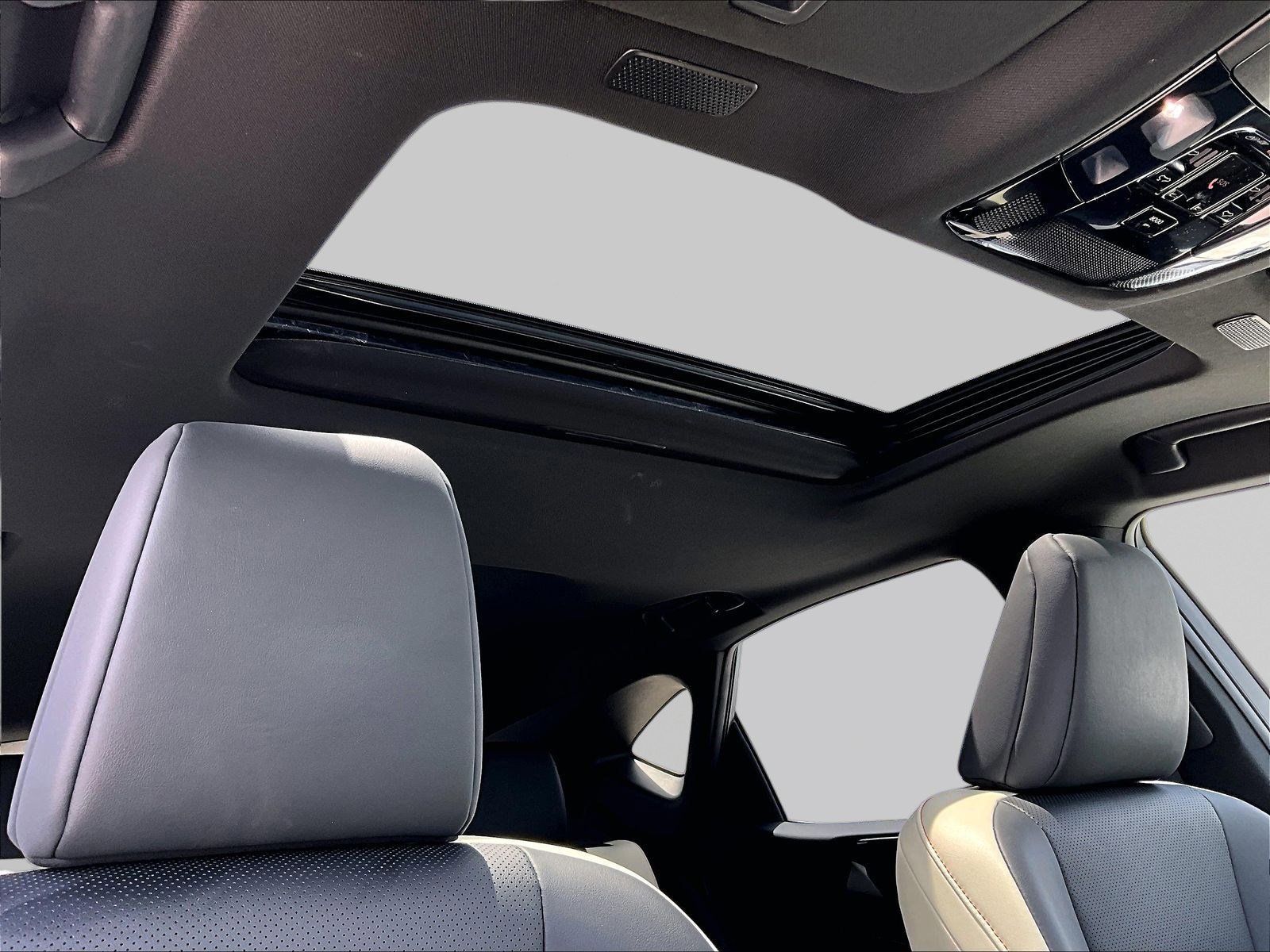 Used 2023 Lexus NX 250 FWD image 17