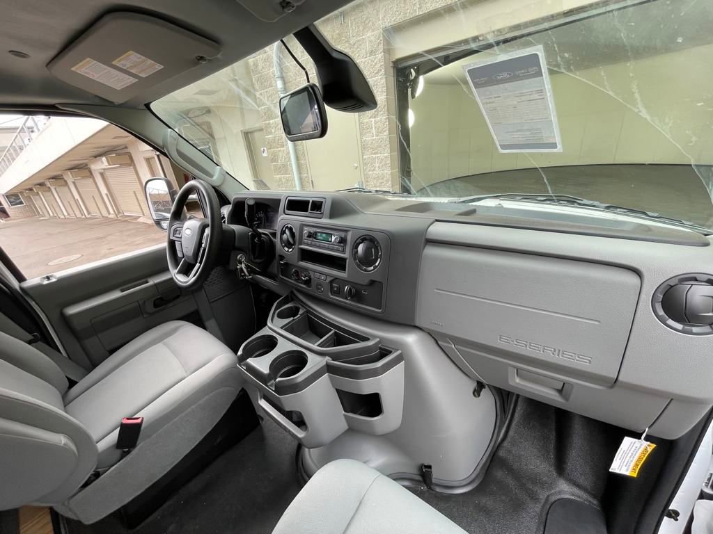 New 2024 Ford E-450 and Econoline 450 Super Duty w/ Driver's Safety Package image 29