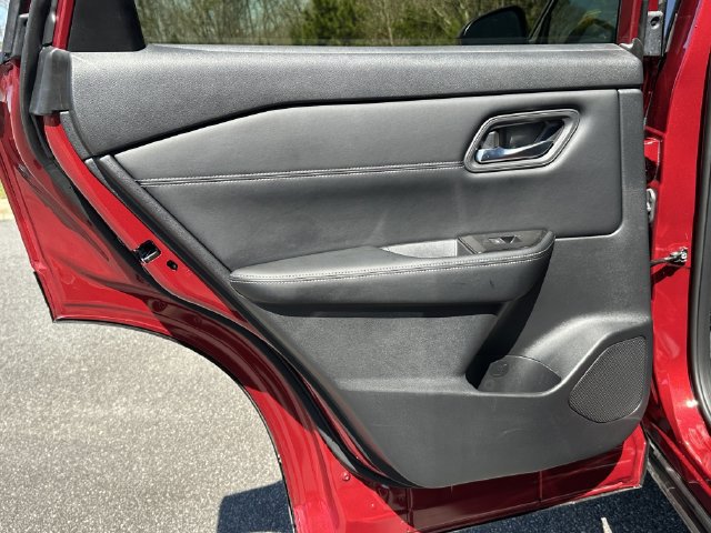Certified 2025 Nissan Rogue SL AWD/4WD image 24