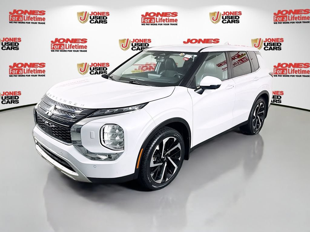 Used 2024 Mitsubishi Outlander SE Black Edition AWD/4WD image 13