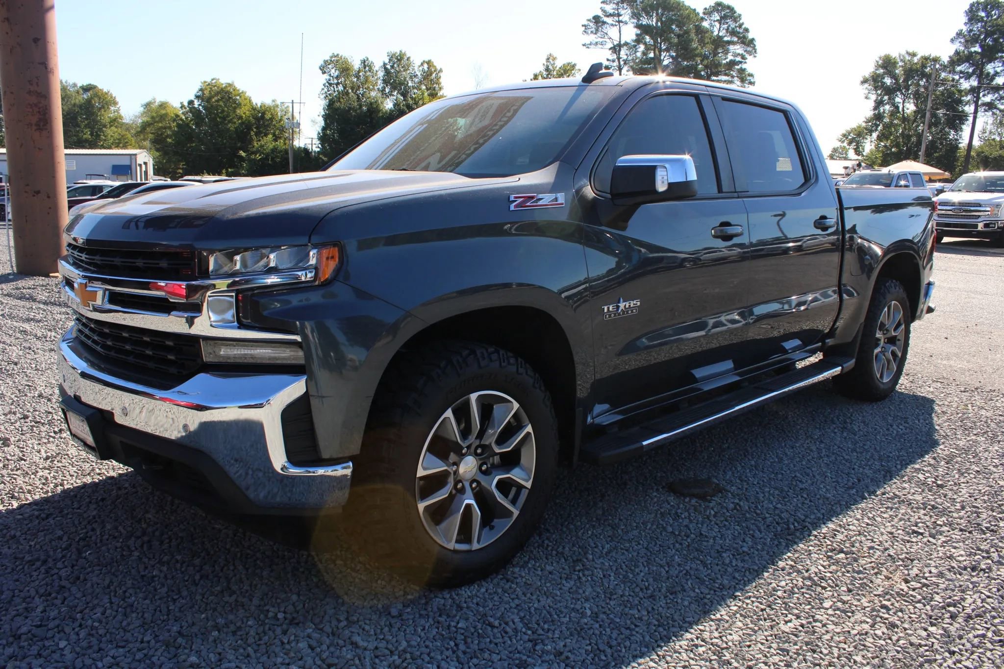 Used 2021 Chevrolet Silverado 1500 LT w/ Texas Edition Plus AWD/4WD image 3