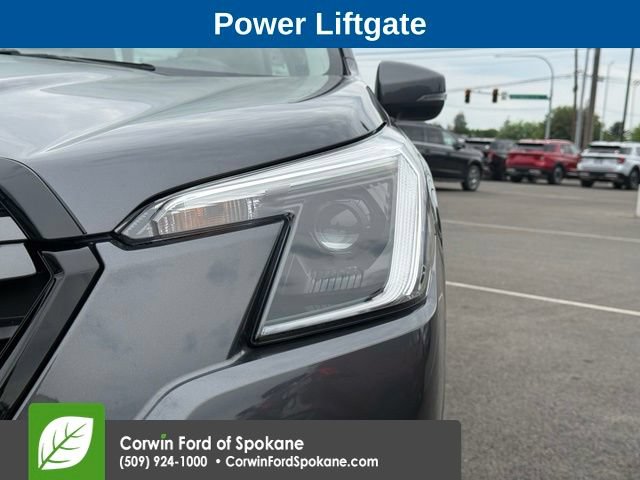 Used 2023 Subaru Forester Limited AWD/4WD image 8