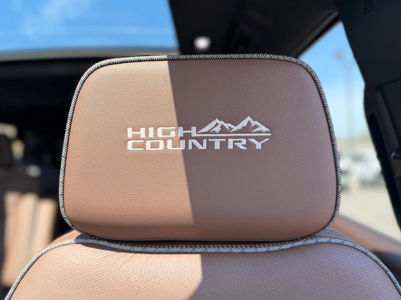 Used 2024 Chevrolet Tahoe High Country AWD/4WD image 25