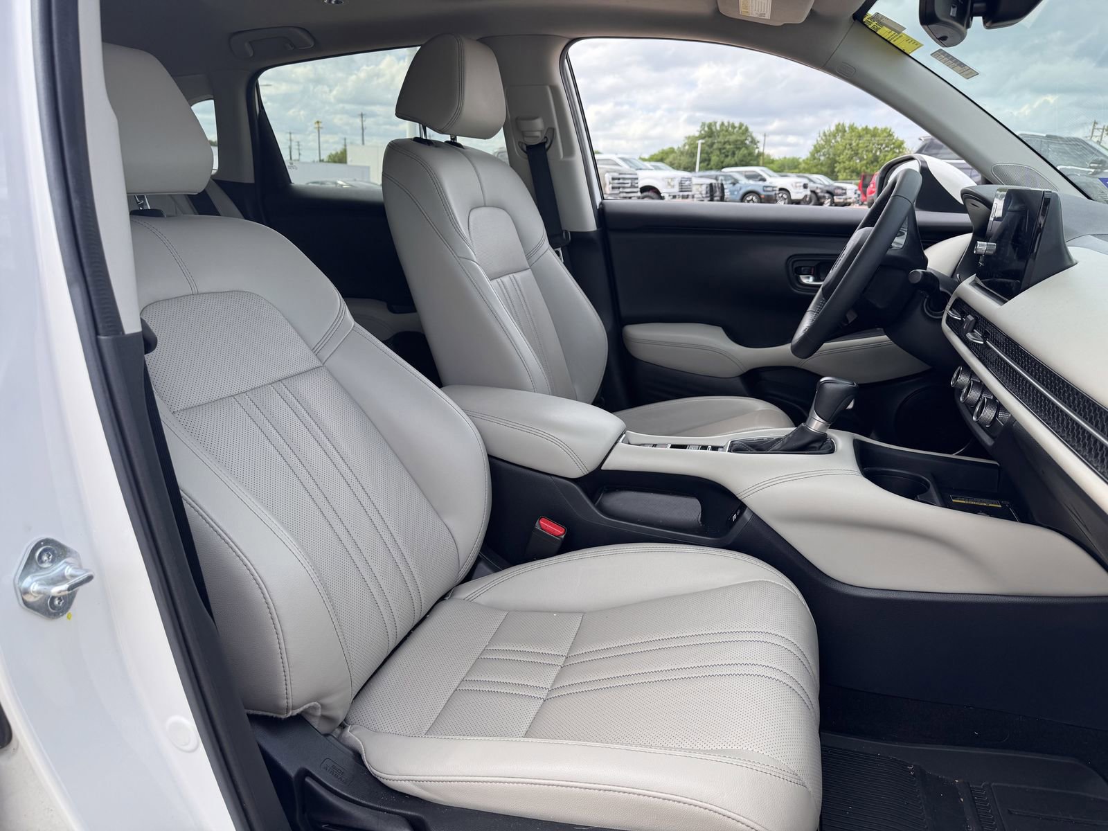 Used 2023 Honda HR-V EX-L image 27