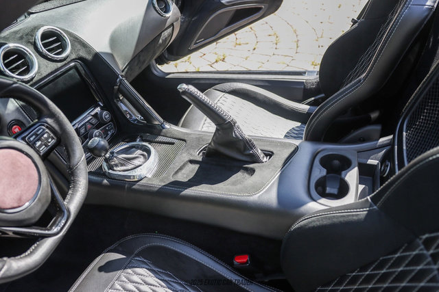 Used 2014 SRT Viper GTS w/ GTS Laguna Interior Package image 42