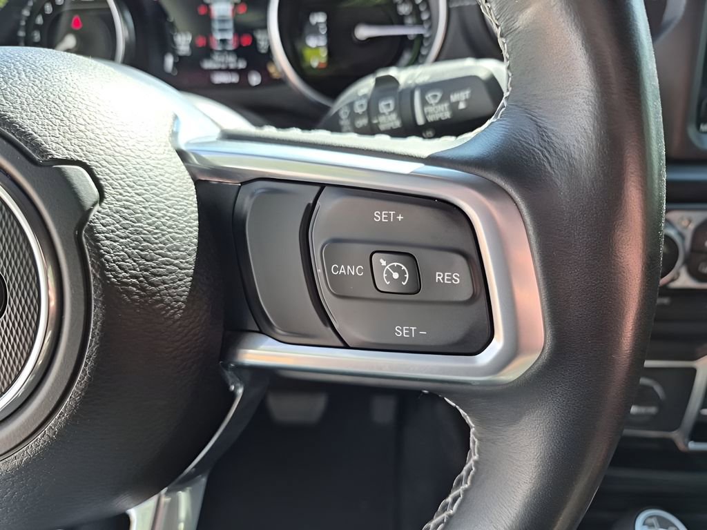 Used 2022 Jeep Wrangler Unlimited Sahara w/ Cold Weather Group image 33