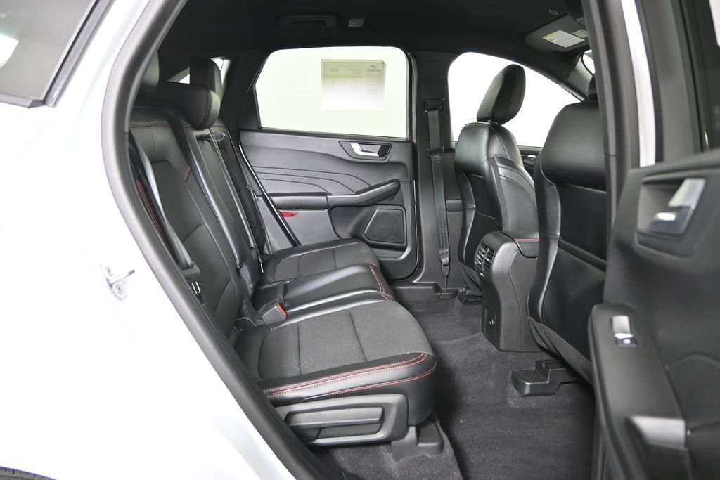 Used 2023 Ford Escape ST-Line Select w/ Tech Pack #1 AWD/4WD image 15