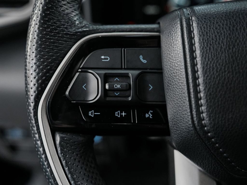 Used 2024 Toyota Tundra Limited image 22