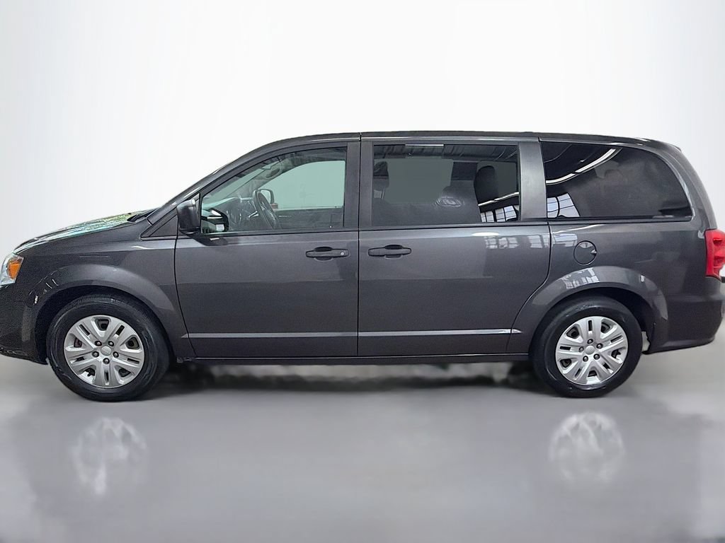 Used 2019 Dodge Grand Caravan SE w/ UConnect Hands-Free Group FWD image 6