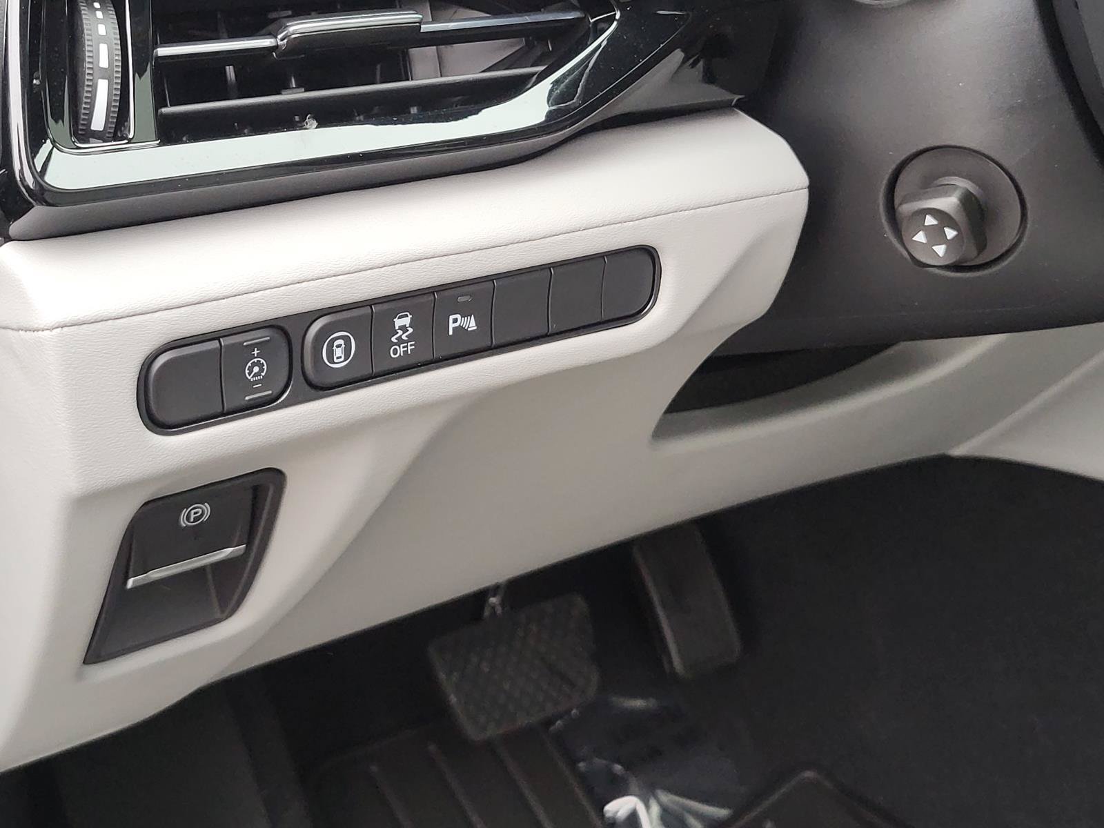 New 2026 Acura MDX w/ Technology Package FWD image 19