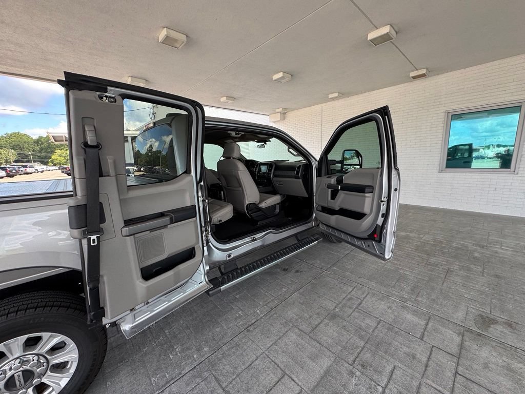 Used 2020 Ford F250 XLT w/ XLT Value Package RWD image 22