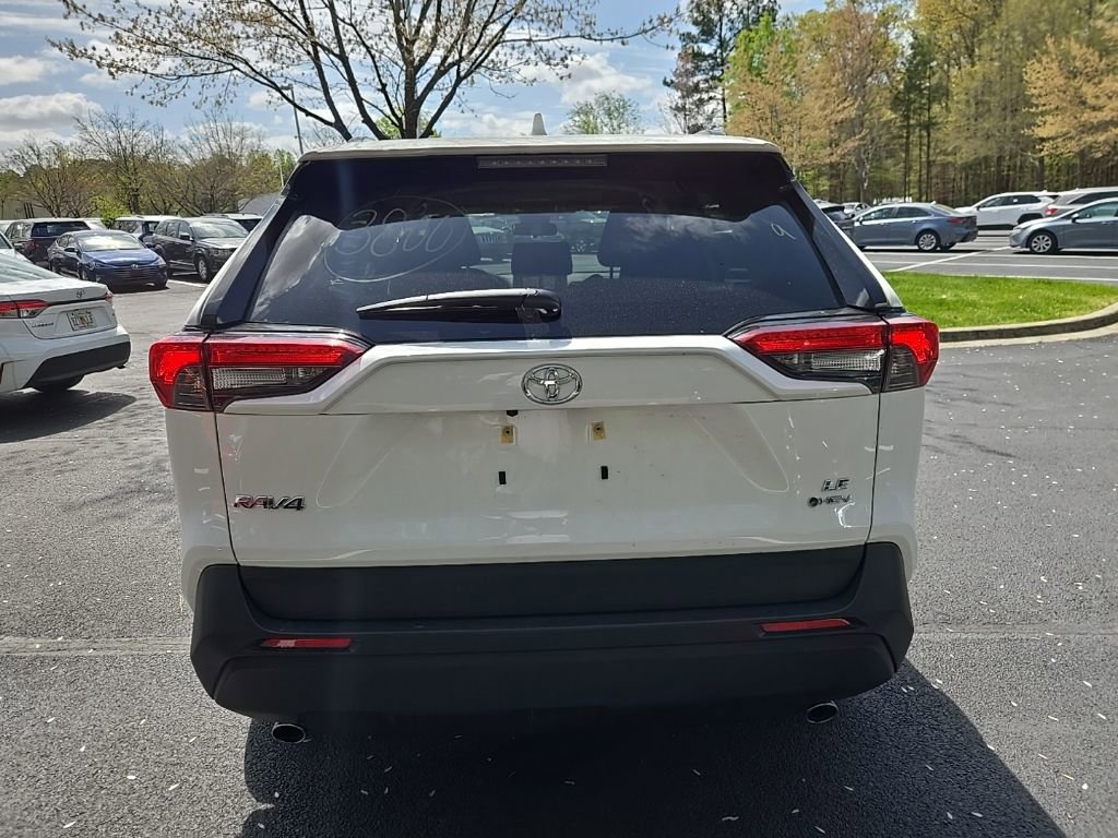 Used 2025 Toyota RAV4 LE image 9