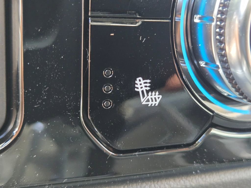 New 2026 GMC Sierra 1500 Elevation w/ Elevation Premium Package AWD/4WD image 18