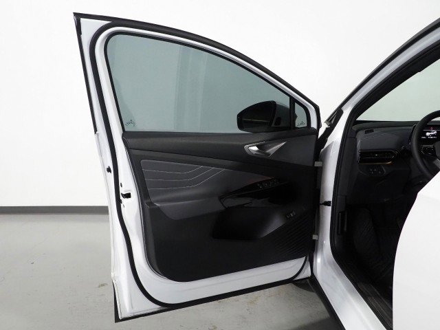 Used 2023 Volkswagen ID.4 Pro S image 50