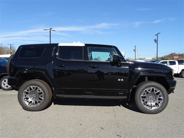 New 2025 GMC Hummer EV 3X w/ LPO, Cargo Utility Package image 2