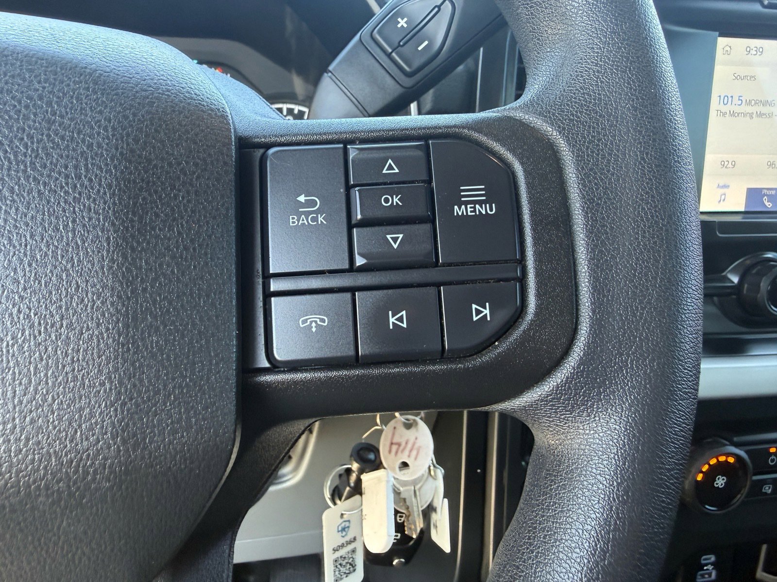 Used 2022 Ford F150 XL w/ Trailer Tow Package image 14